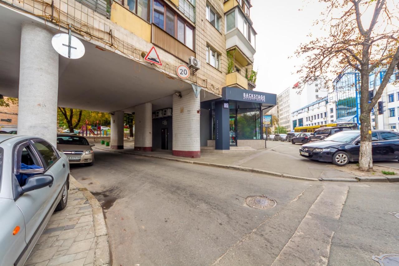 Апартаменты DayFlat Apartments Klovska Area Киев-25