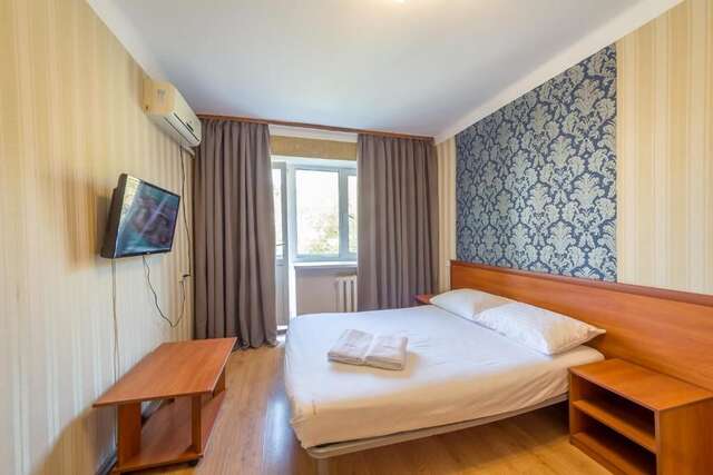 Апартаменты DayFlat Apartments Klovska Area Киев-37